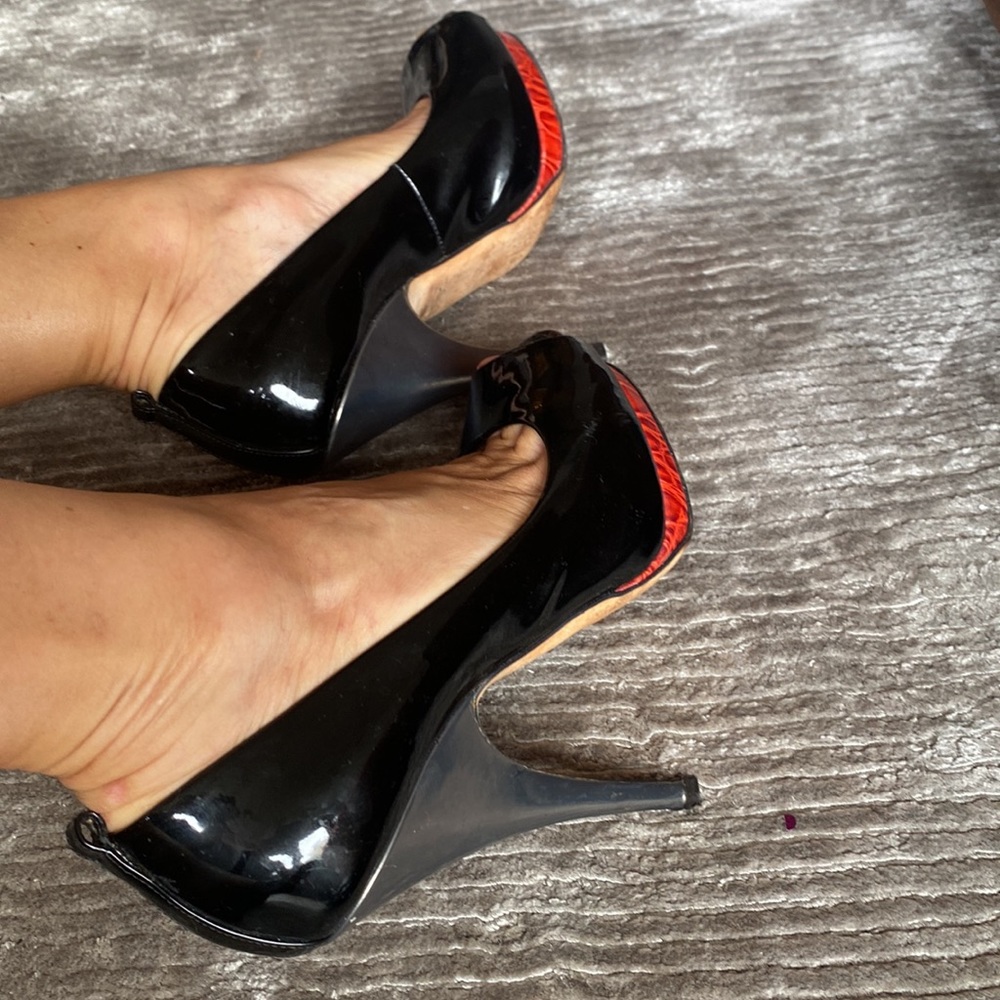Super sexy patent leather Giuseppe Zanotti design 5” platform sandal size 37.5